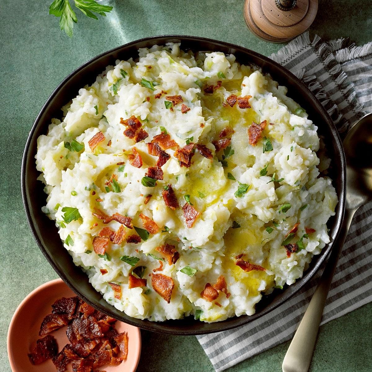 Perfect Colcannon: Starchy Potatoes & Sautéed Greens for Best Mash